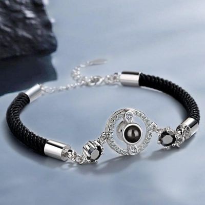 Personalized Round Diamond Photo Projection Bracelet - Elegant and Glamorous Gift