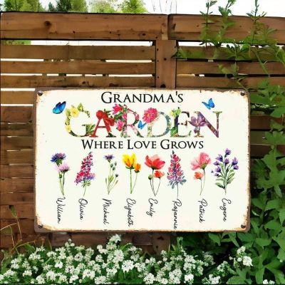 Personalized Grandma's Garden Birth Flower Sign: Mother's Day Outdoor Decor for Grandma