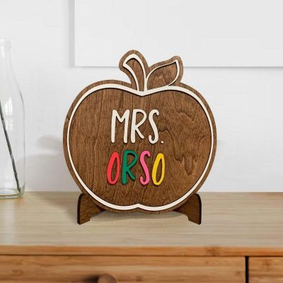 Customizable Name Wooden Apple Sign for Teachers: Back-to-School Office Decor and Thoughtful Christmas Gift